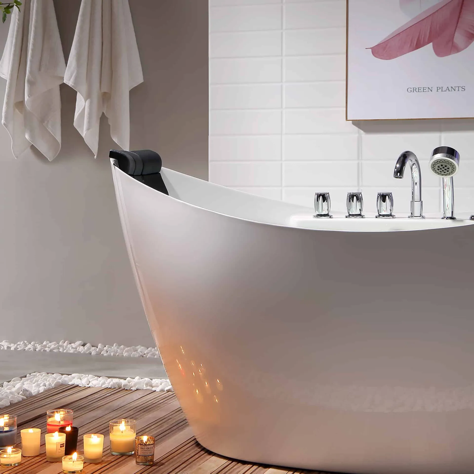 Freestanding Whirlpool Bathtub with Center Drain